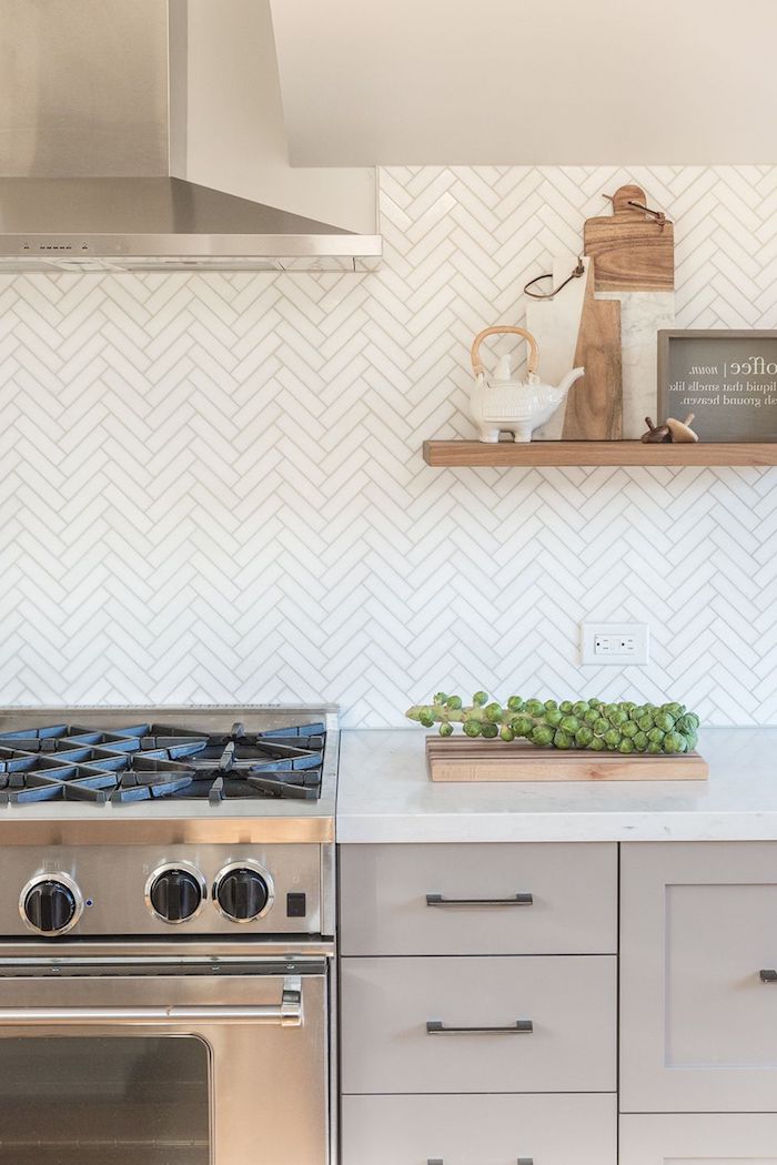 85 Stylish Herringbone, Arabesque, Mosaic and Subway Tile Kitchen Backsplash Designs to Brighten