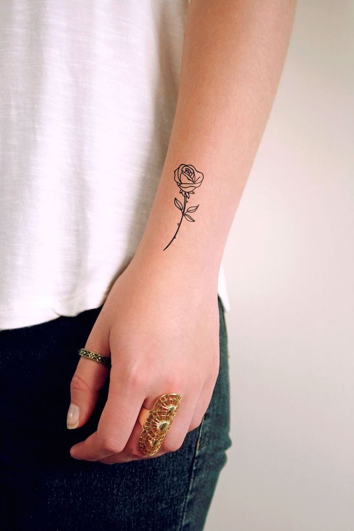 1001 + ideas for beautiful and unique small tattoos for girls