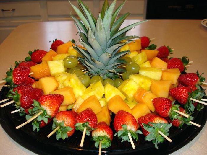  strawberries and watermelon, pineapple and grapes, on wooden skewers, theme party ideas, fruit platter