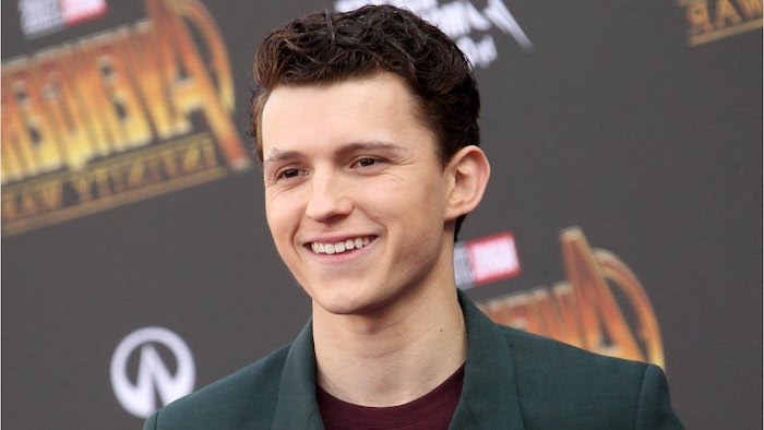 tom holland, green jacket, red shirt, cool hairstyles for men, brown hair